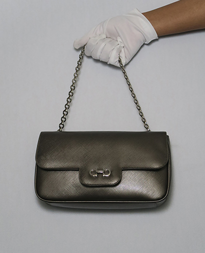 Luciana Chain Flap, front view